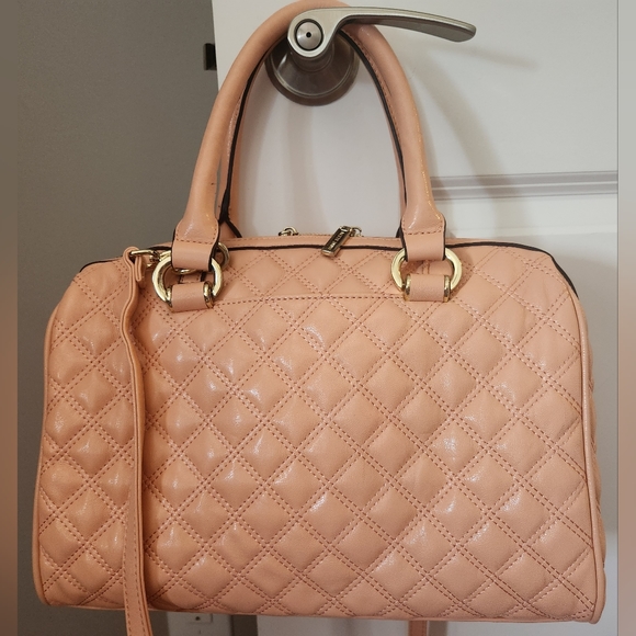 Anne Klein Faux Leather Quilted Satchel Bag in Peach; Brand-New Without Tags - Picture 3 of 16